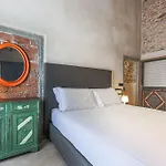 500M Ponte Vecchio - Signorile Apartment New 3Br