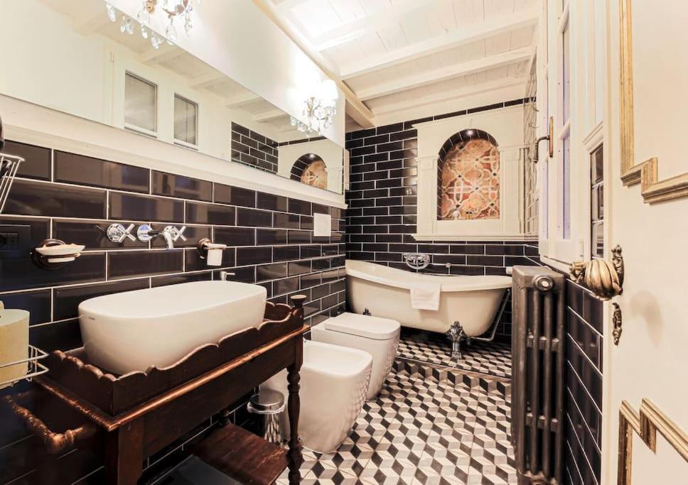 500m Ponte Vecchio - Signorile New 3br Apartment Florence